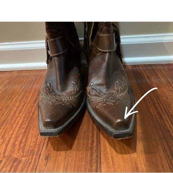 CORRAL BOOTS (EUC) - Picture 8 of 8